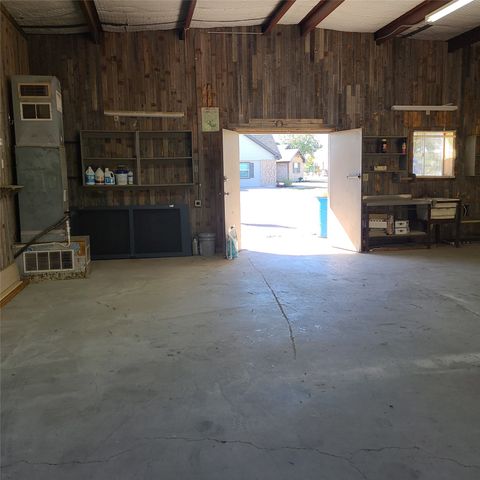 406 Epps Road, Palmer, TX 75152