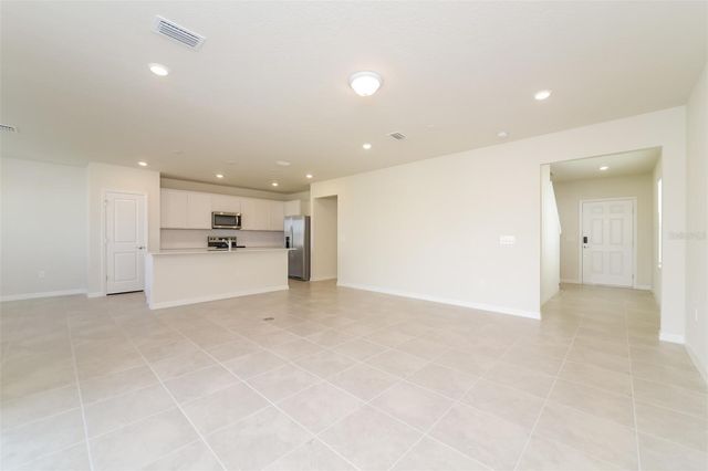 3301 ELLSWORTH AVENUE, Davenport, FL 33837