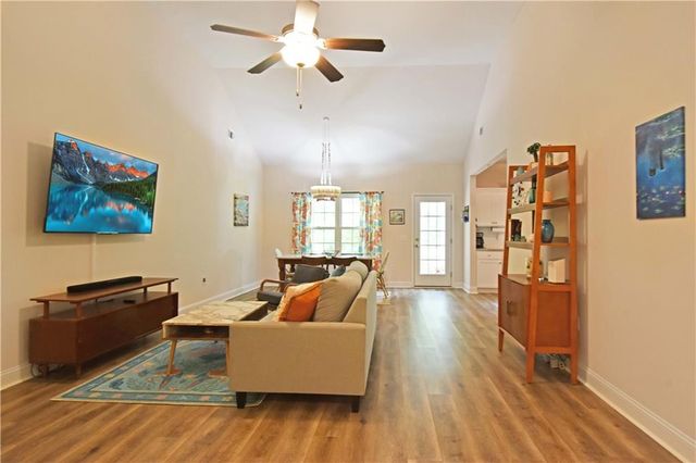 1218 Market Street, Darien, GA 31305