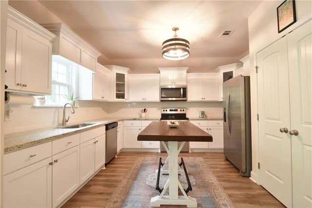 1218 Market Street, Darien, GA 31305