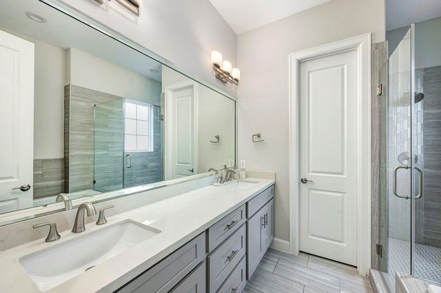 5932 Petty Street B, Houston, TX 77007