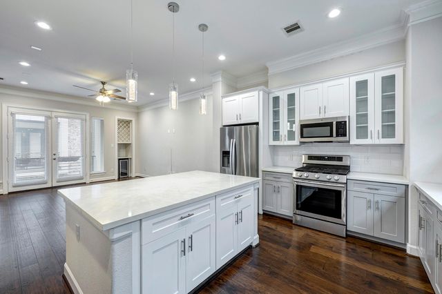 5932 Petty Street B, Houston, TX 77007