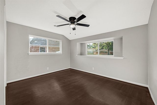 231 Ravenhead Drive, Houston, TX 77034