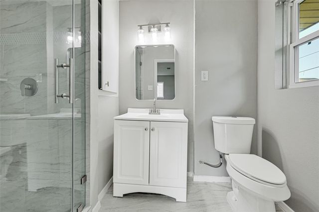 231 Ravenhead Drive, Houston, TX 77034