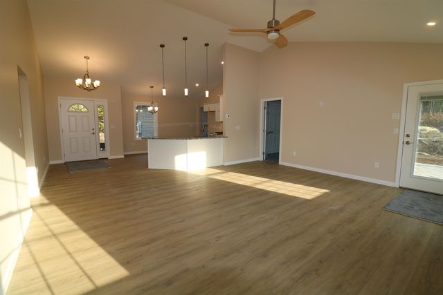 004 Winch Hill Road, Swanzey, NH 03446