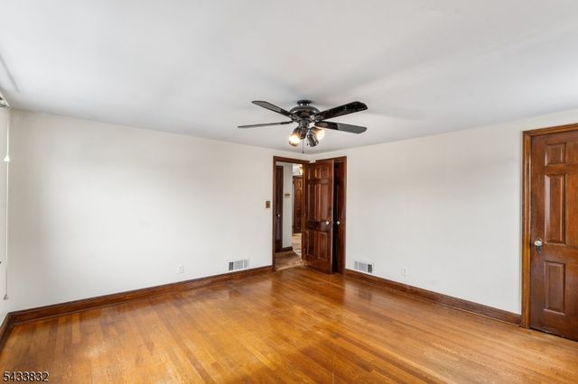 477 Grove St, Rahway City, NJ 07065