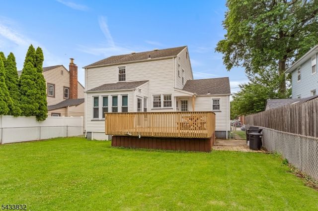 477 Grove St, Rahway City, NJ 07065
