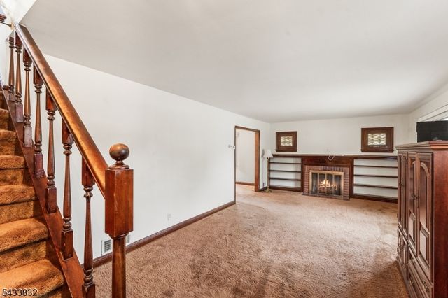 477 Grove St, Rahway City, NJ 07065