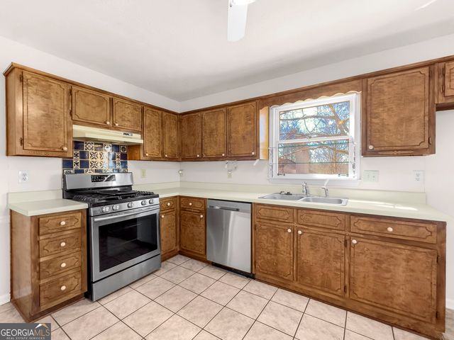 80 Beaverdam Court, Covington, GA 30016