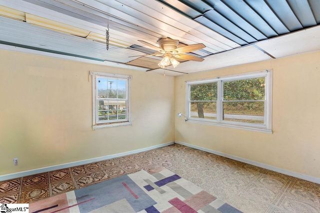 309 Flat Drive, Buffalo, SC 29321