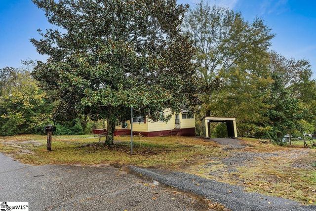 309 Flat Drive, Buffalo, SC 29321