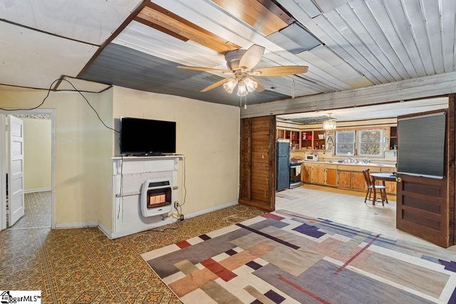309 Flat Drive, Buffalo, SC 29321