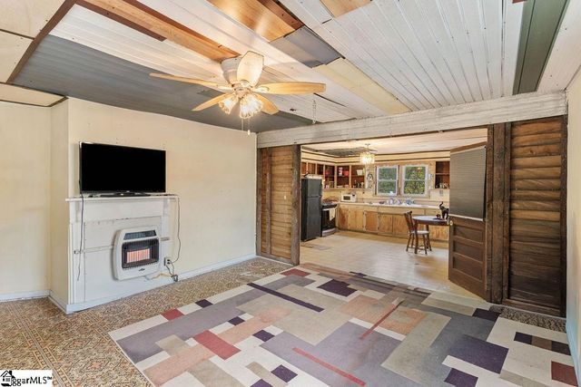 309 Flat Drive, Buffalo, SC 29321