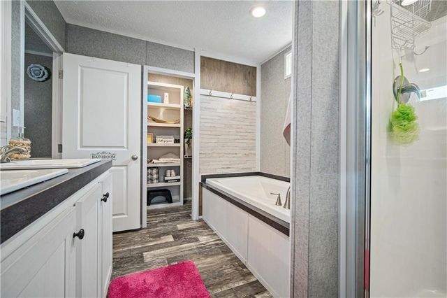 7241 Whispering Meadows W Drive, Theodore, AL 36582