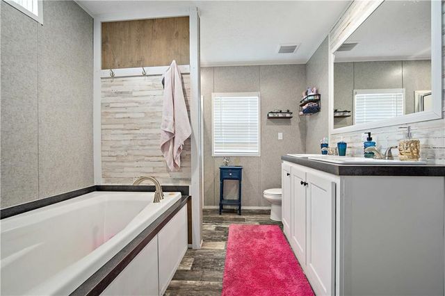 7241 Whispering Meadows W Drive, Theodore, AL 36582