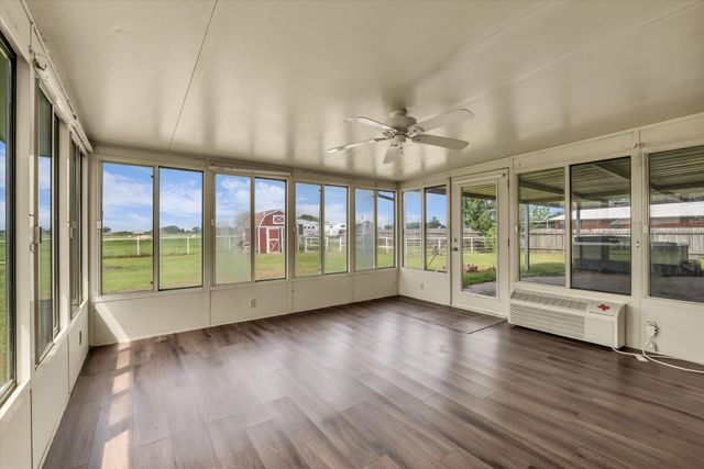 339 S Pleasant Hill Road, Axtell, TX 76624