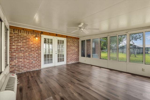 339 S Pleasant Hill Road, Axtell, TX 76624