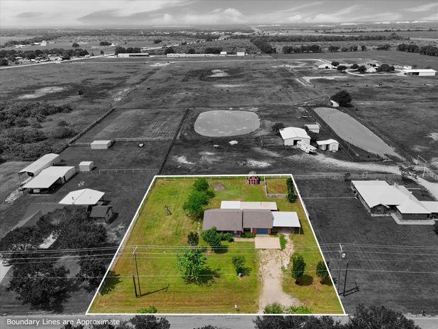 339 S Pleasant Hill Road, Axtell, TX 76624