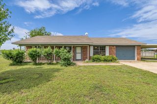 339 S Pleasant Hill Road, Axtell, TX 76624
