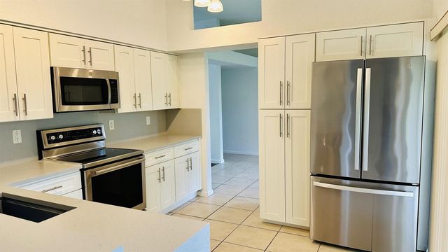 16611 68TH Street N, Loxahatchee, FL 33470
