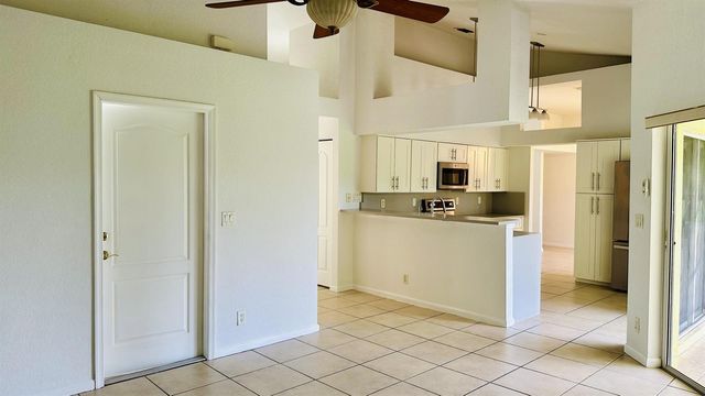 16611 68TH Street N, Loxahatchee, FL 33470