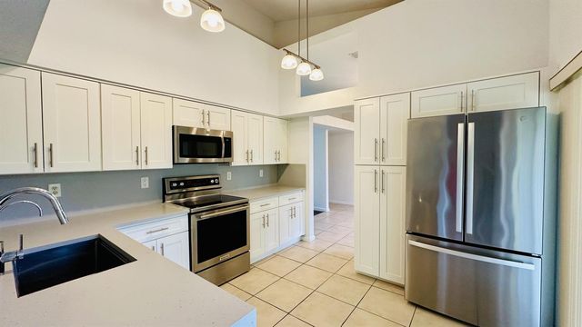 16611 68TH Street N, Loxahatchee, FL 33470