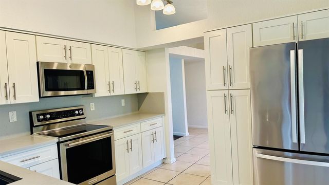 16611 68TH Street N, Loxahatchee, FL 33470