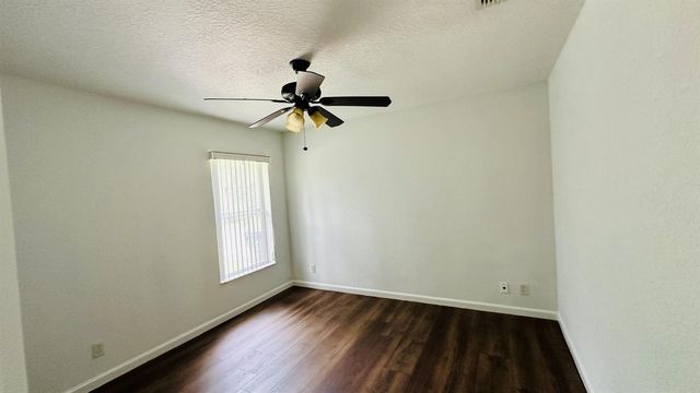 16611 68TH Street N, Loxahatchee, FL 33470