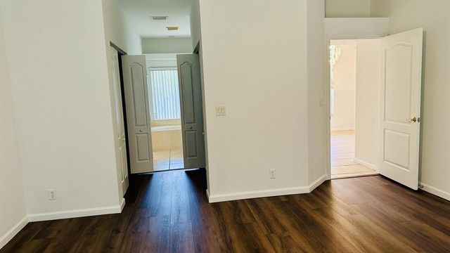 16611 68TH Street N, Loxahatchee, FL 33470