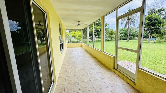 16611 68TH Street N, Loxahatchee, FL 33470