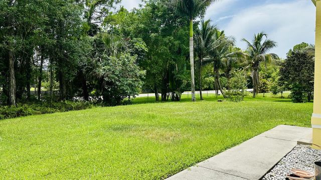 16611 68TH Street N, Loxahatchee, FL 33470