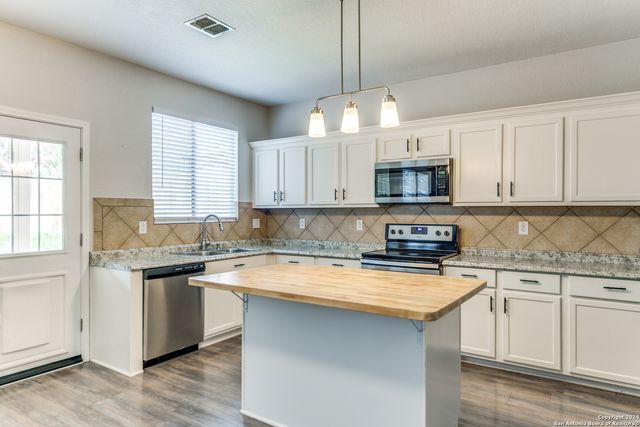 7659 PRESIDIO LEDGE, Boerne, TX 78015