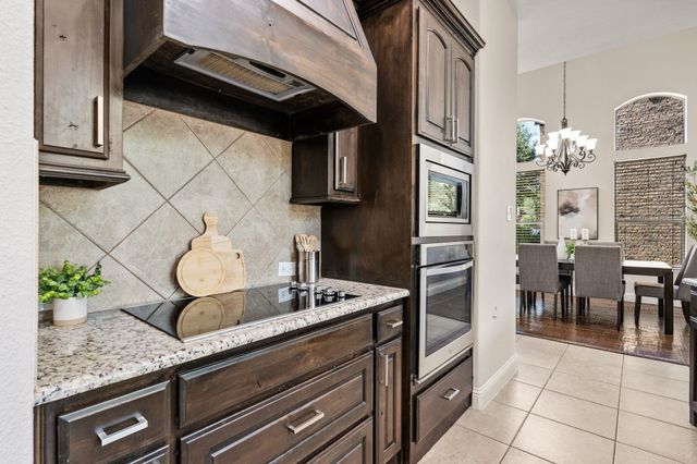 7216 E Nirvana Circle, North Richland Hills, TX 76182