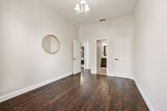 7216 E Nirvana Circle, North Richland Hills, TX 76182