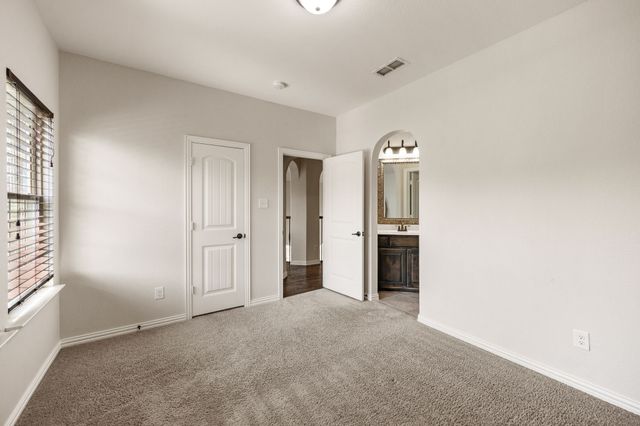 7216 E Nirvana Circle, North Richland Hills, TX 76182