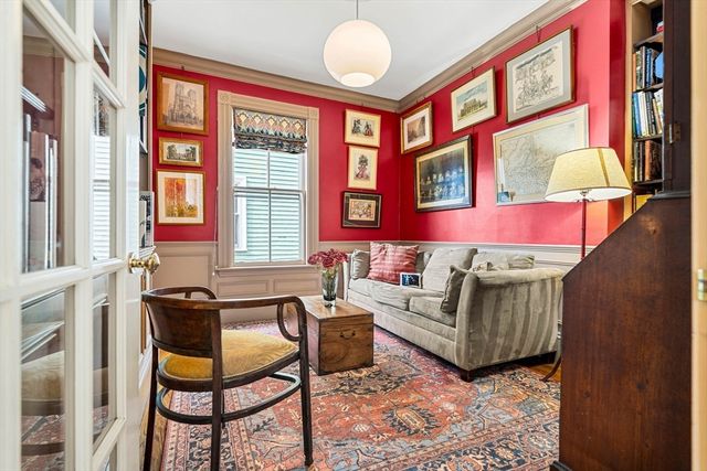 59 Summer St, Salem, MA 01970