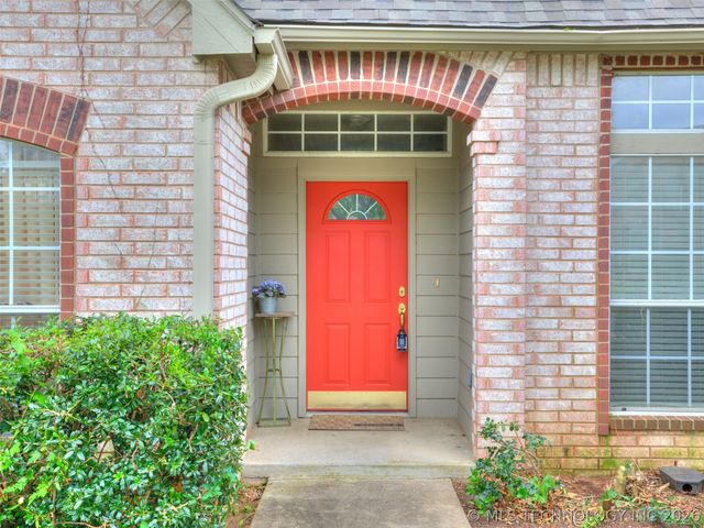 3006 W G Street, Jenks, OK 74037