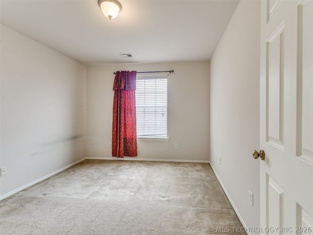 3006 W G Street, Jenks, OK 74037
