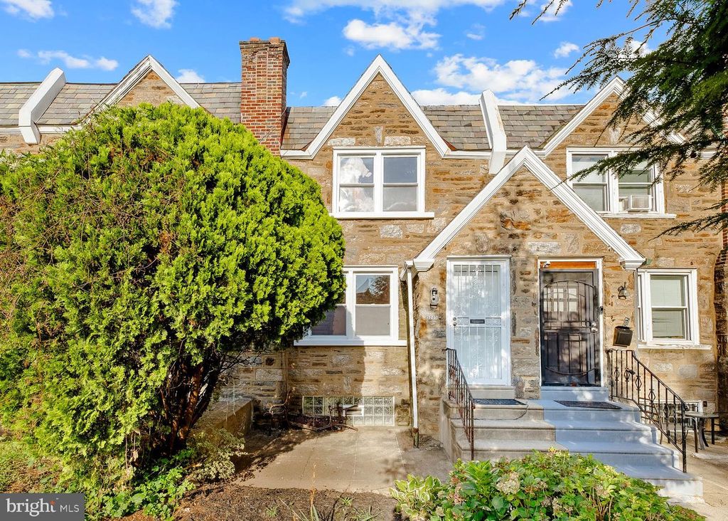 5205 WESTFORD RD, PHILADELPHIA, PA 19120 — photo 2