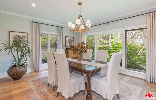1185 Corsica Drive, Pacific Palisades (los Angeles), CA 90272