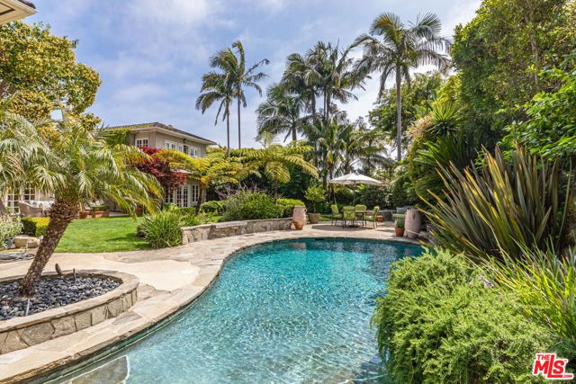 1185 Corsica Drive, Pacific Palisades (los Angeles), CA 90272