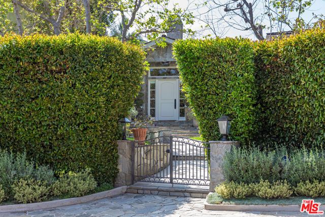 1185 Corsica Drive, Pacific Palisades (los Angeles), CA 90272