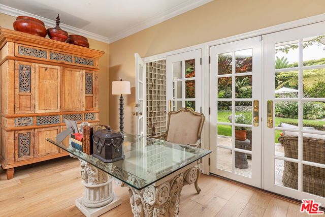 1185 Corsica Drive, Pacific Palisades (los Angeles), CA 90272