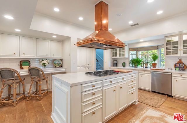 1185 Corsica Drive, Pacific Palisades (los Angeles), CA 90272