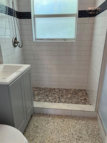 1006 Casuarina Rd 12, Delray Beach, FL 33483