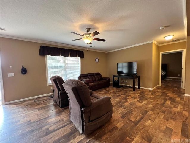 10 Hammond Drive, Greenbrier, AR 72058