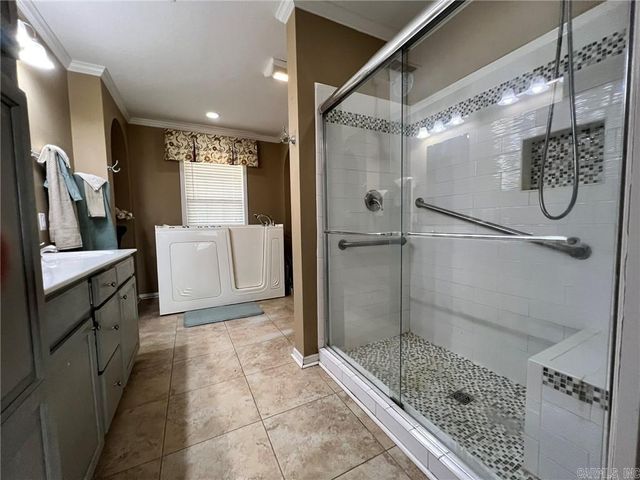 10 Hammond Drive, Greenbrier, AR 72058