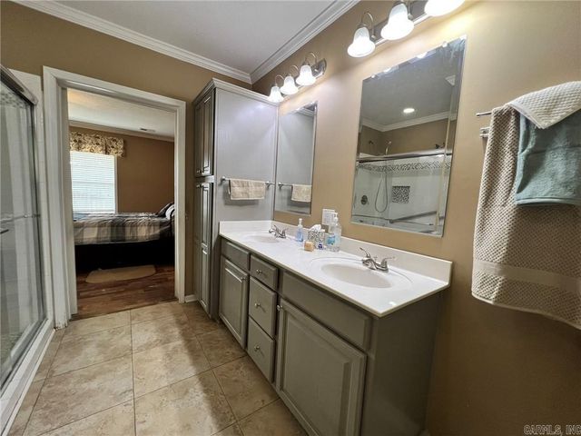 10 Hammond Drive, Greenbrier, AR 72058