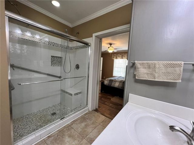 10 Hammond Drive, Greenbrier, AR 72058