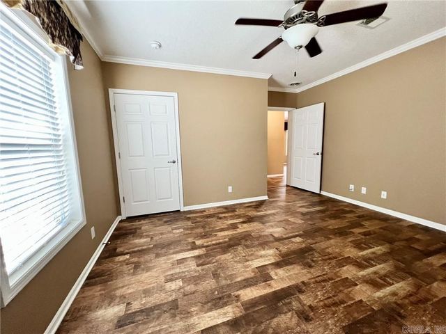 10 Hammond Drive, Greenbrier, AR 72058